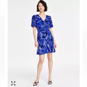 EUC Karl Lagerfield Paris Geometric Print Wrap Mini Dress in Royal Blue Size 12